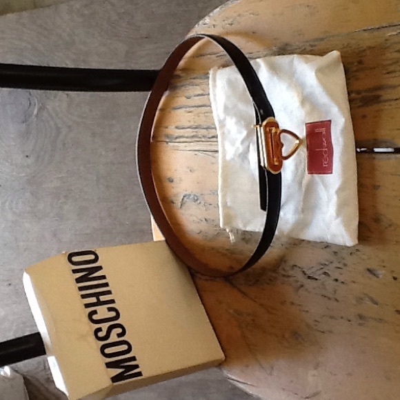 Moschino black belt